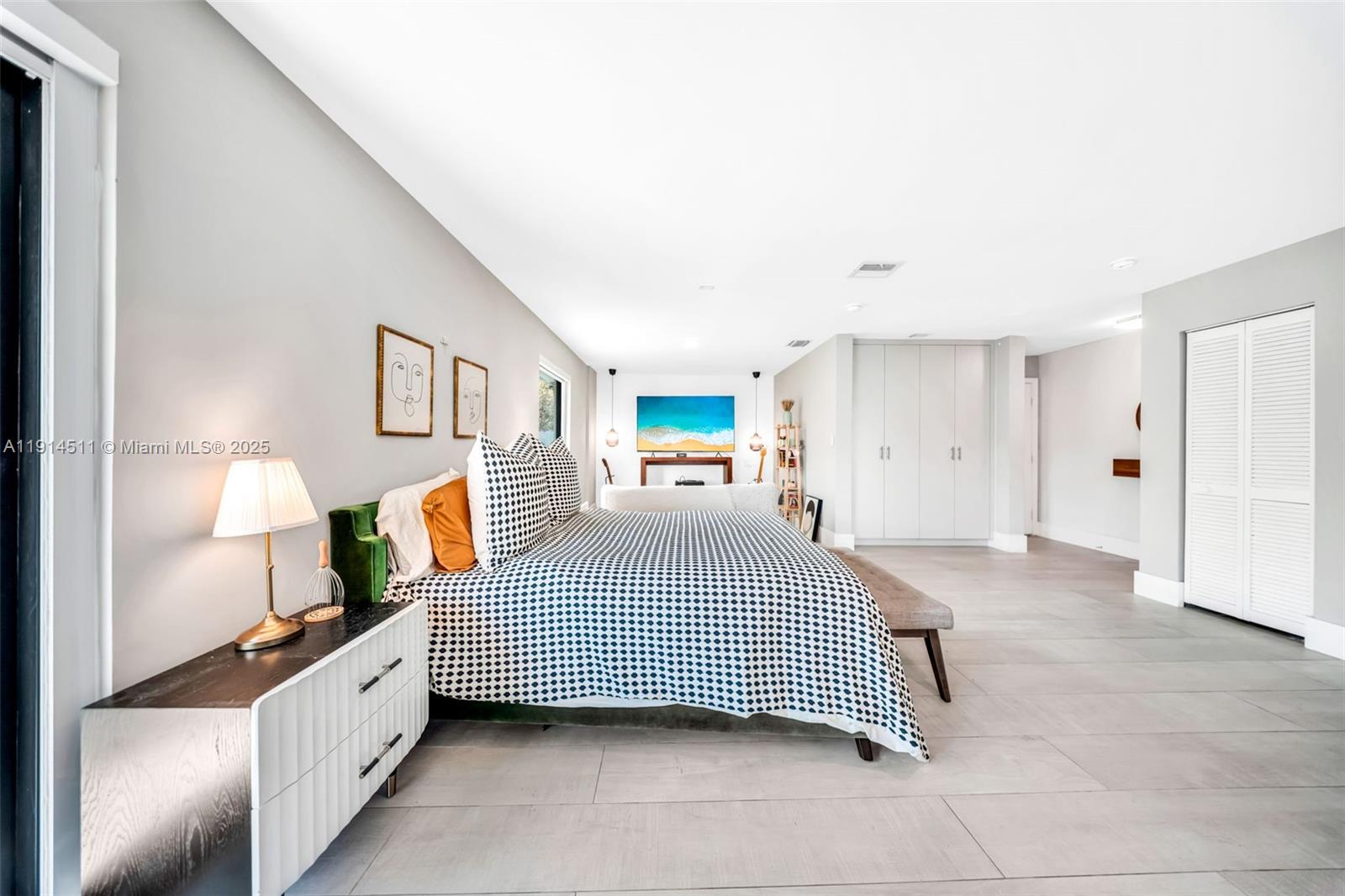 VANDERBILT PARK - Residential