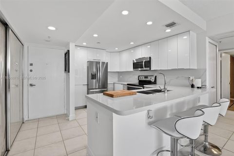 Photo of 20505 E Country Club Dr #833, Aventura, FL 33180 (MLS # A11936076)