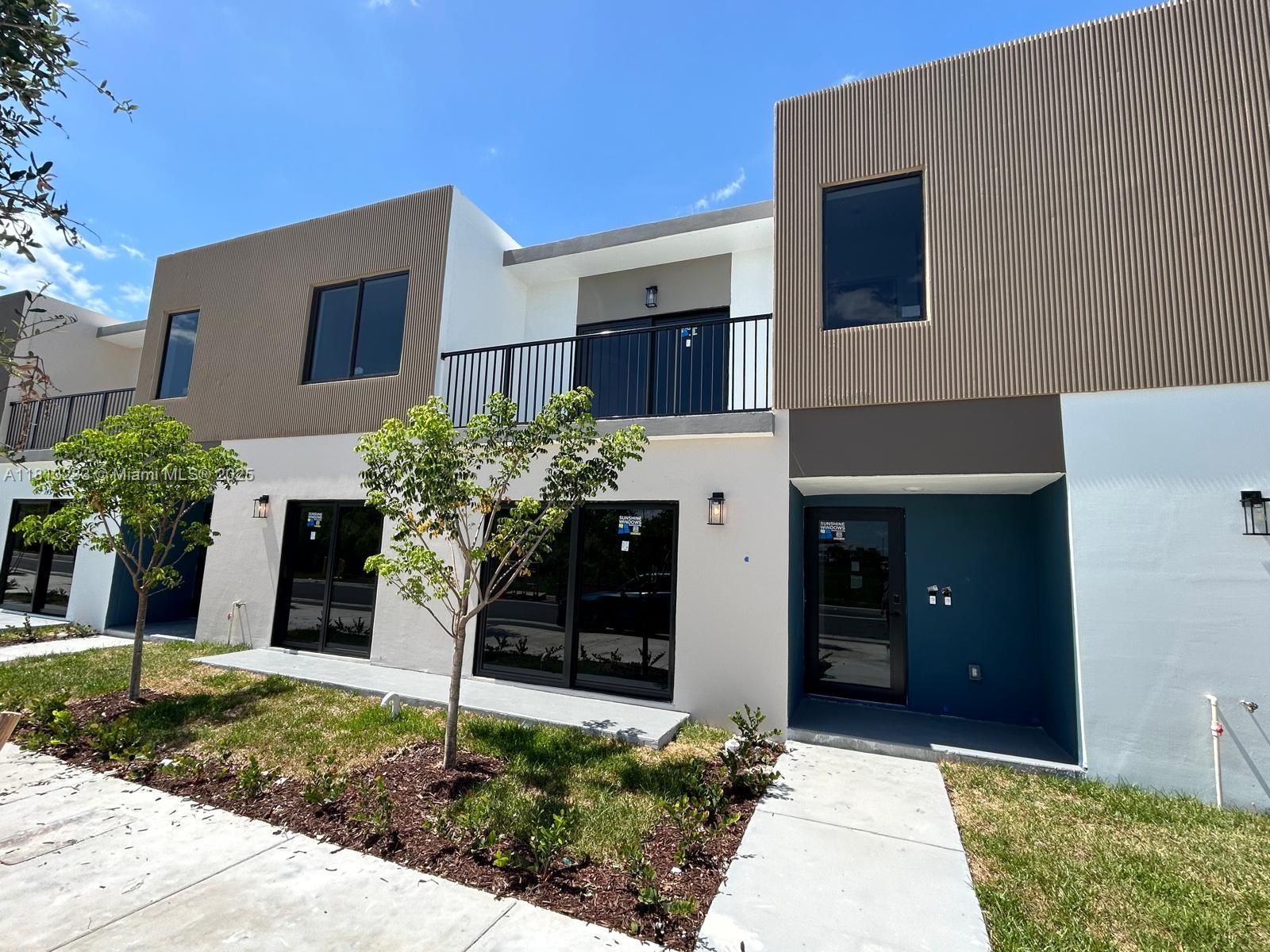 Rental Property at 14569 Sw 262nd St 1, Homestead, Miami-Dade County, Florida - Bedrooms: 1 
Bathrooms: 1  - $1,999 MO.