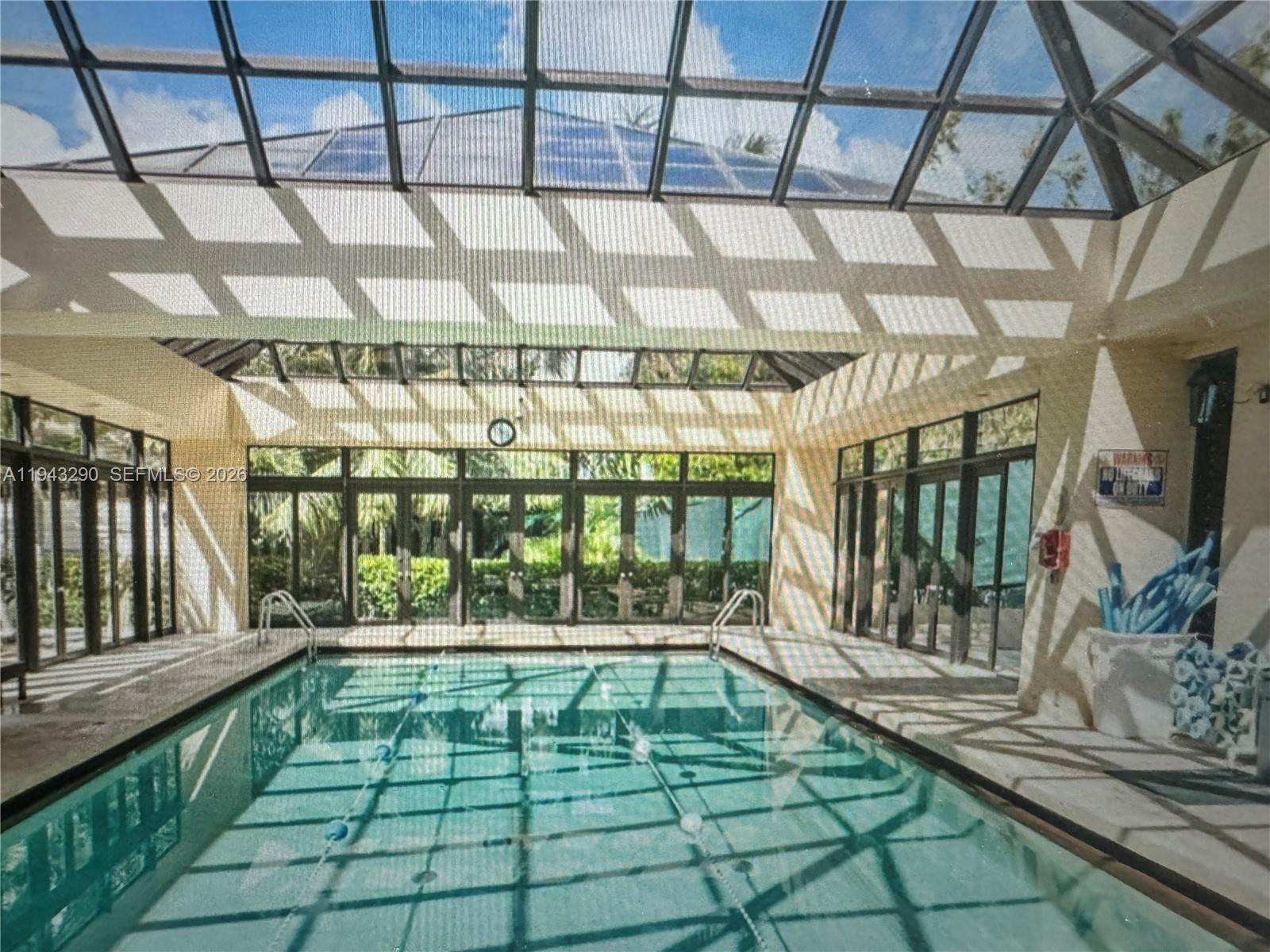 TOWERS OF QUAYSIDE CONDO - Residential