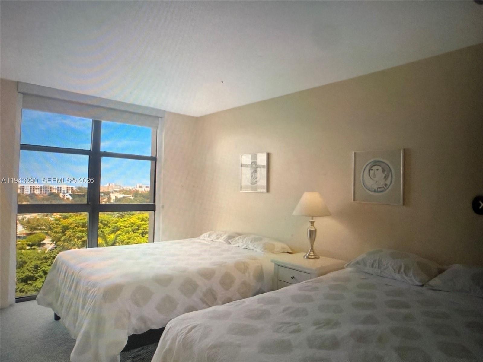 TOWERS OF QUAYSIDE CONDO - Residential