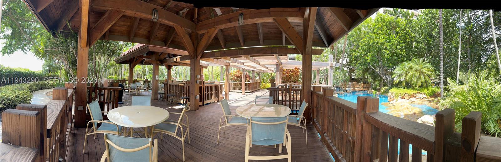 TOWERS OF QUAYSIDE CONDO - Residential