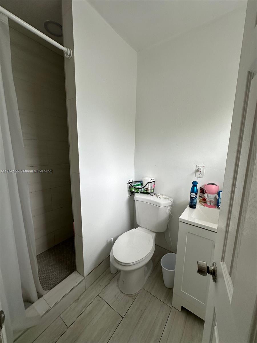 LAKE WORTH TOWN OF ADD 1 - Residential Lease