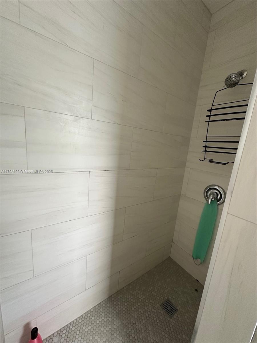 LAKE WORTH TOWN OF ADD 1 - Residential Lease