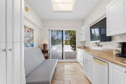 4775 Collins Ave CA-A14 Miami Beach FL 33140