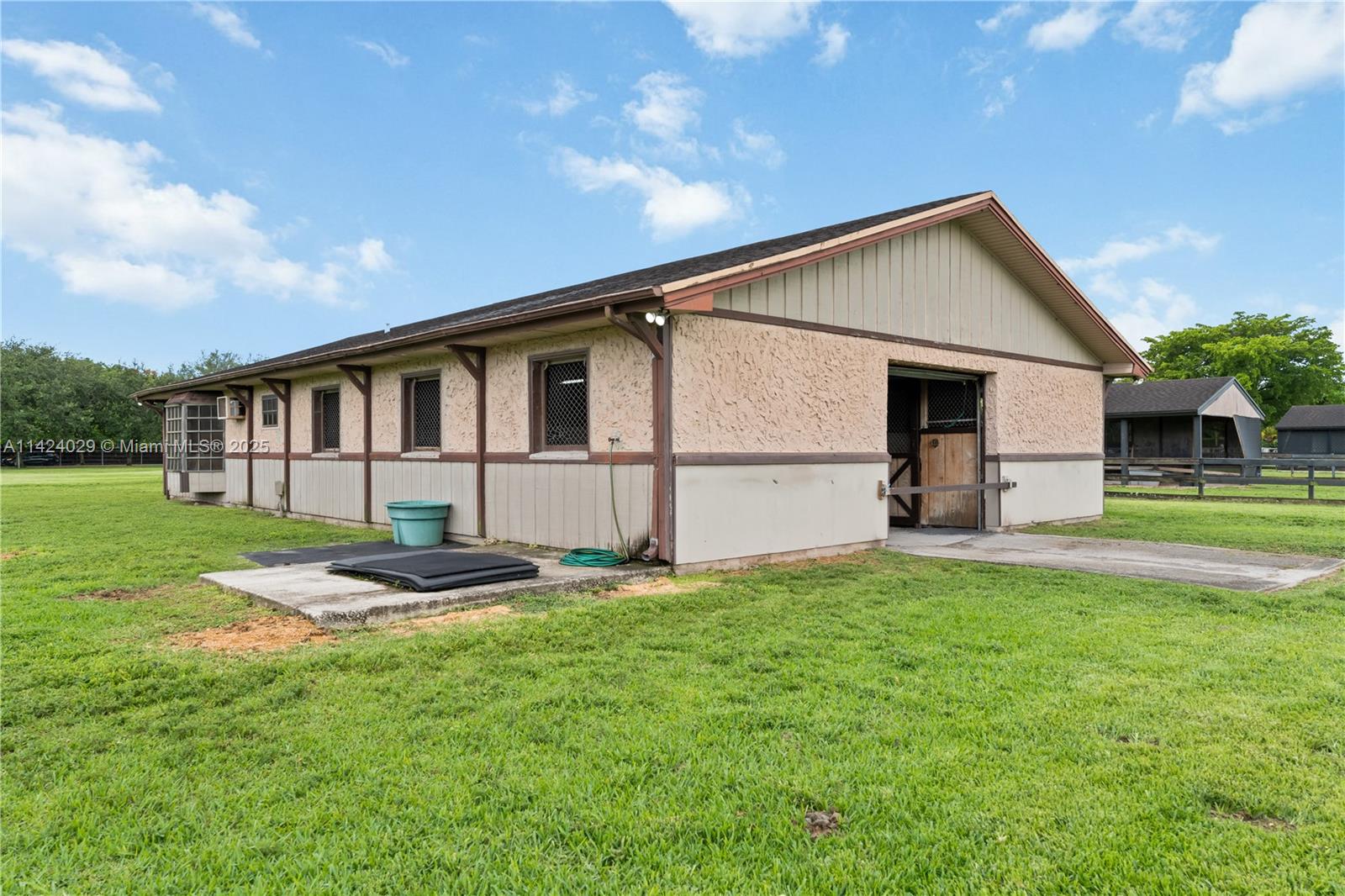 Horse Country - Residential