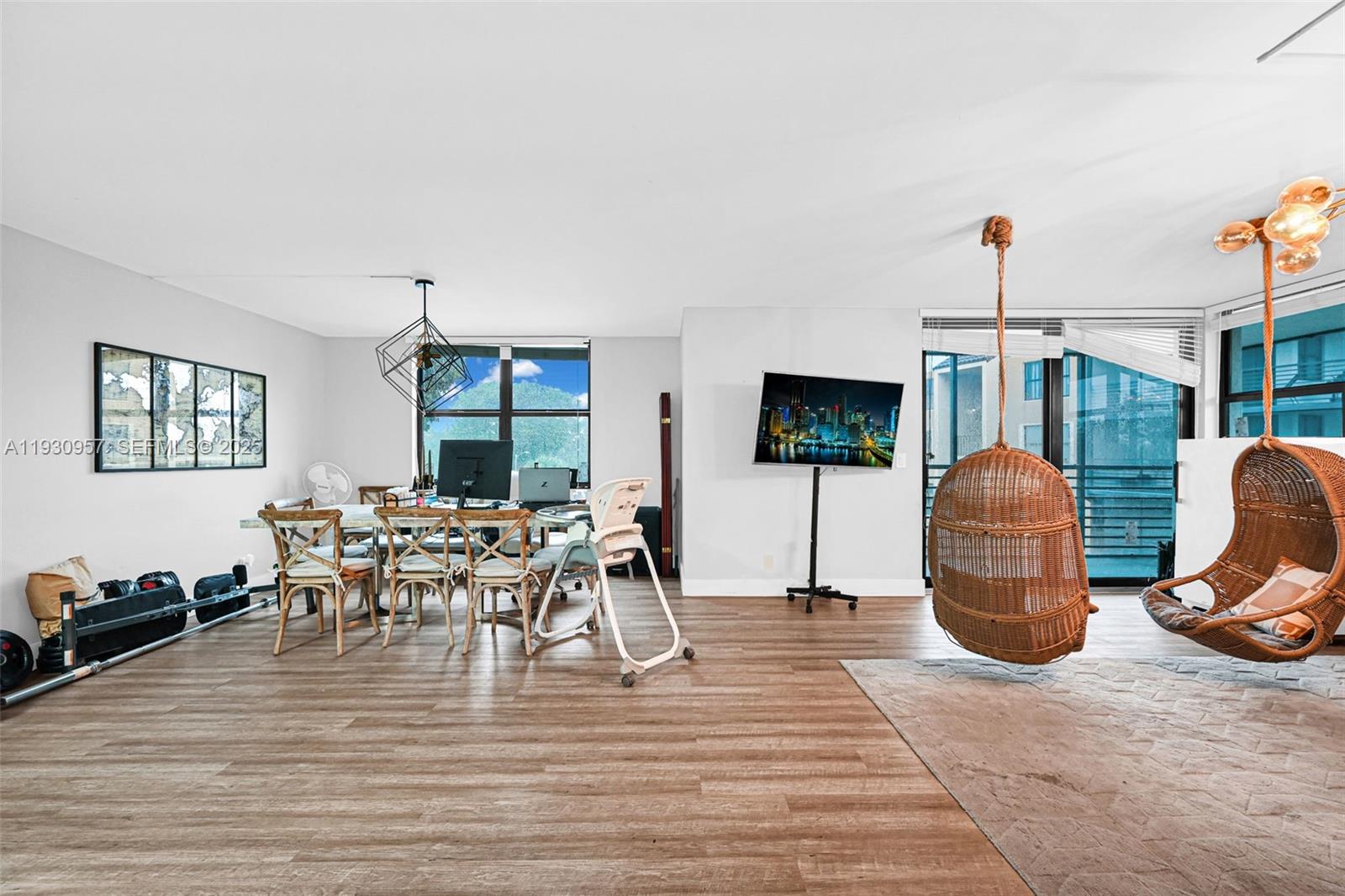 EMERALD HILLS C C APTS CO - Residential