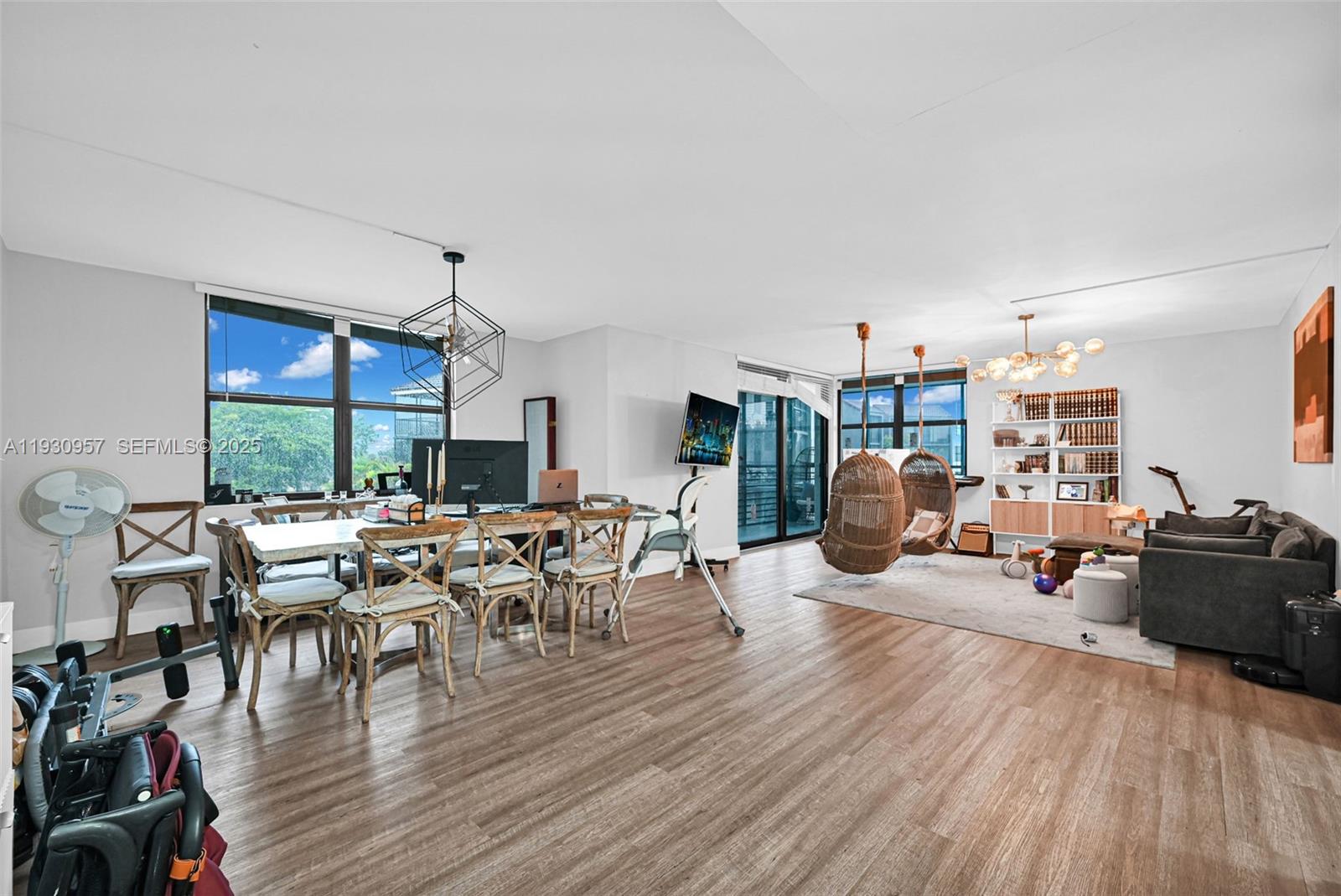 EMERALD HILLS C C APTS CO - Residential