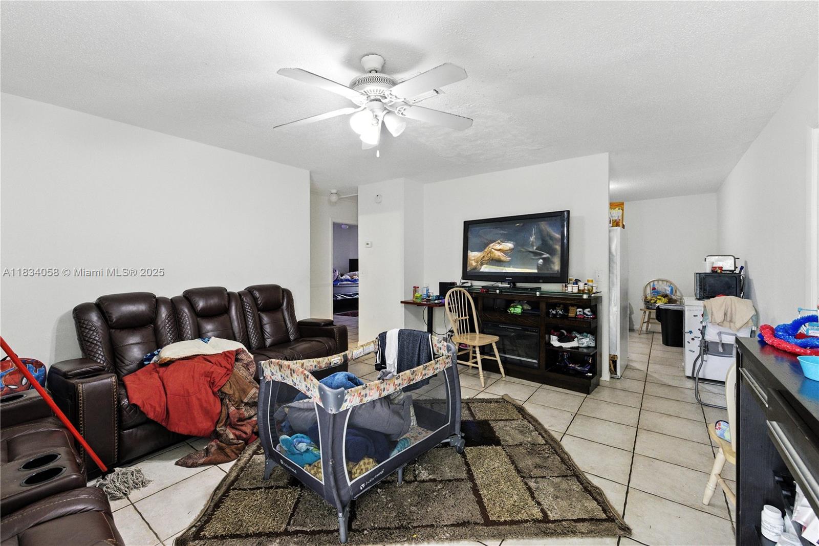 NORTH HOLLYWOOD - Residential Income