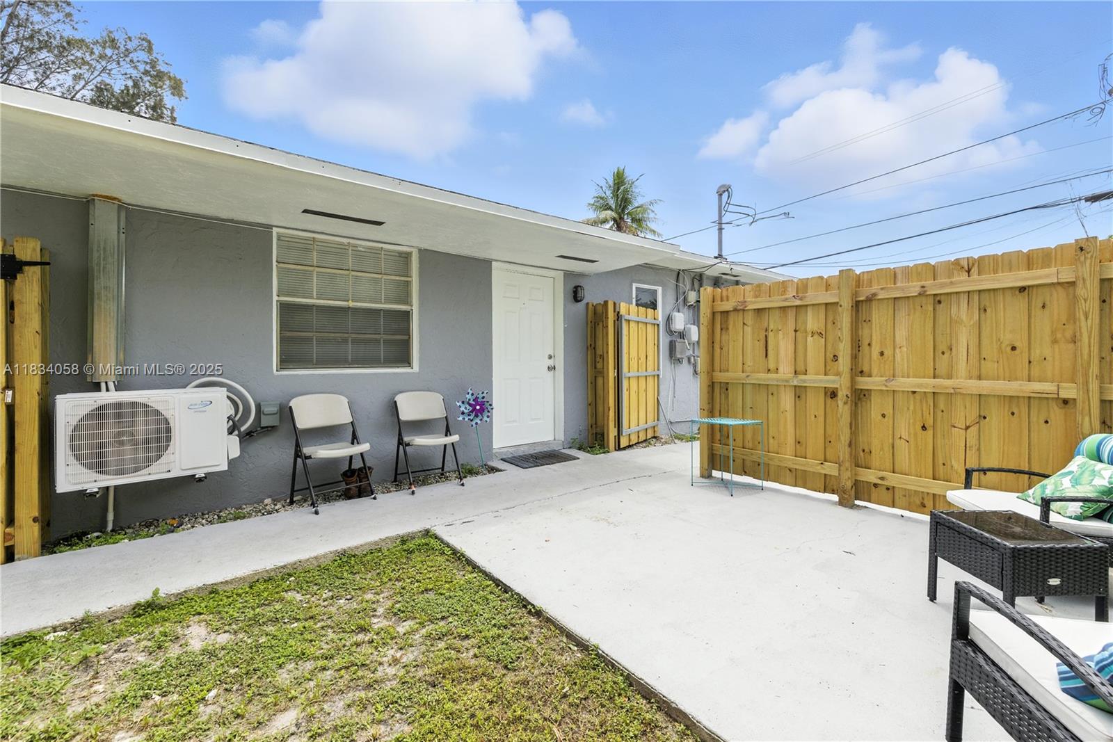 NORTH HOLLYWOOD - Residential Income