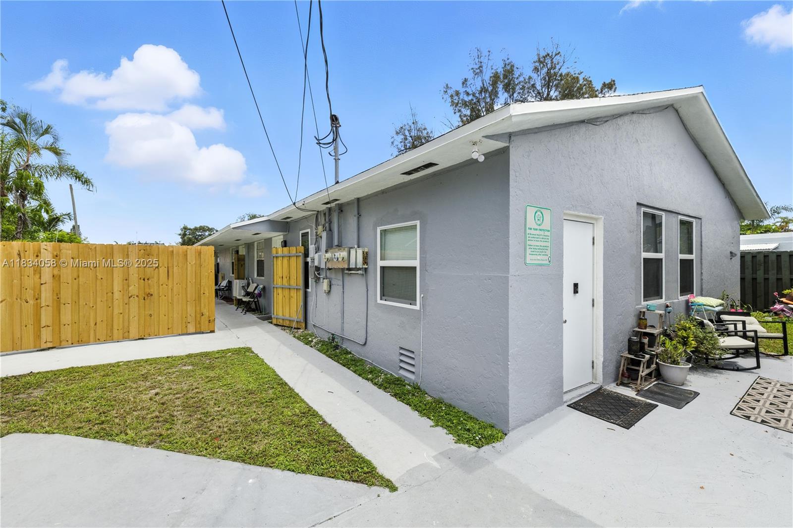 NORTH HOLLYWOOD - Residential Income