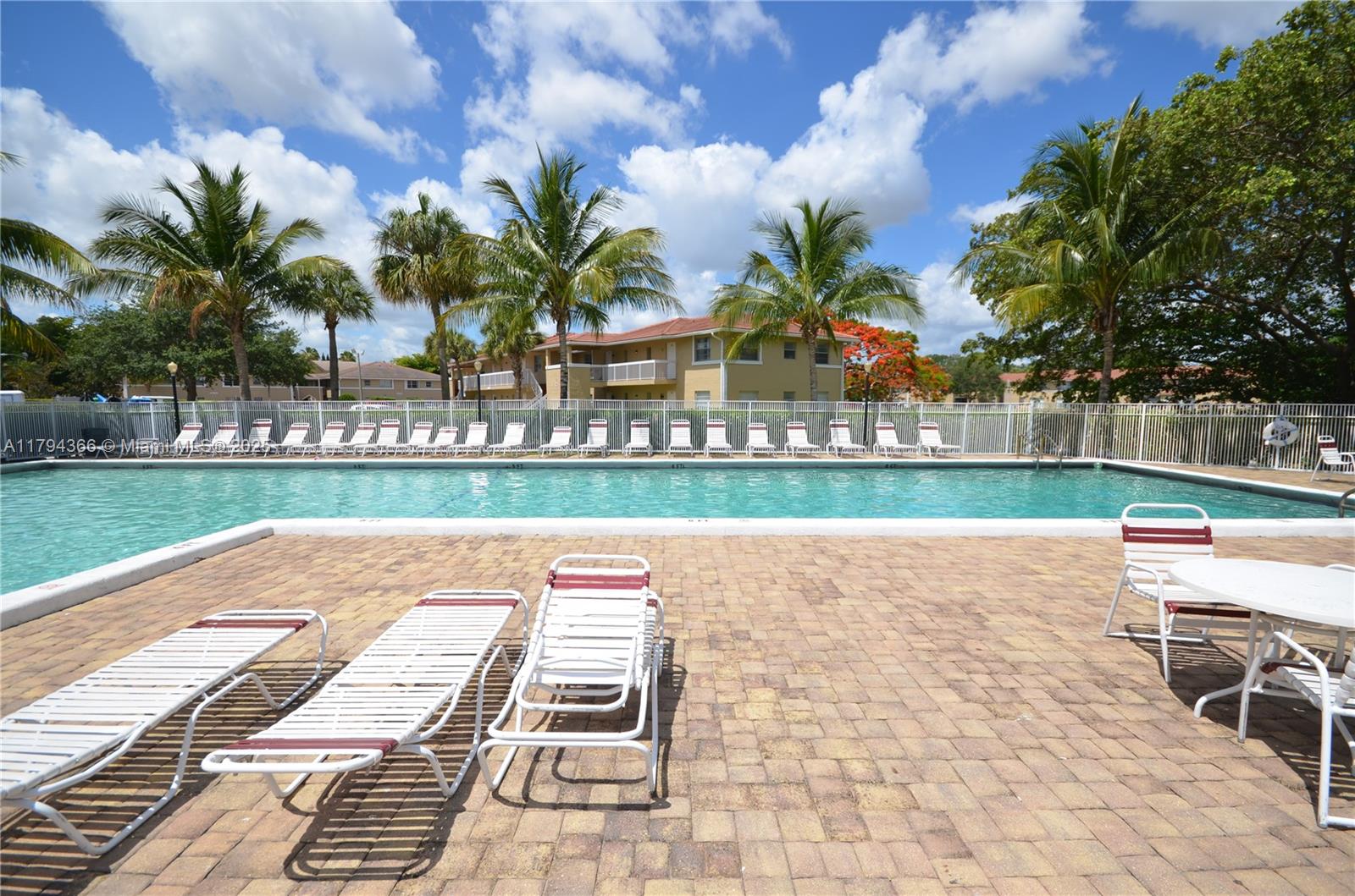 LAKEWOOD VILLAGE - Residential