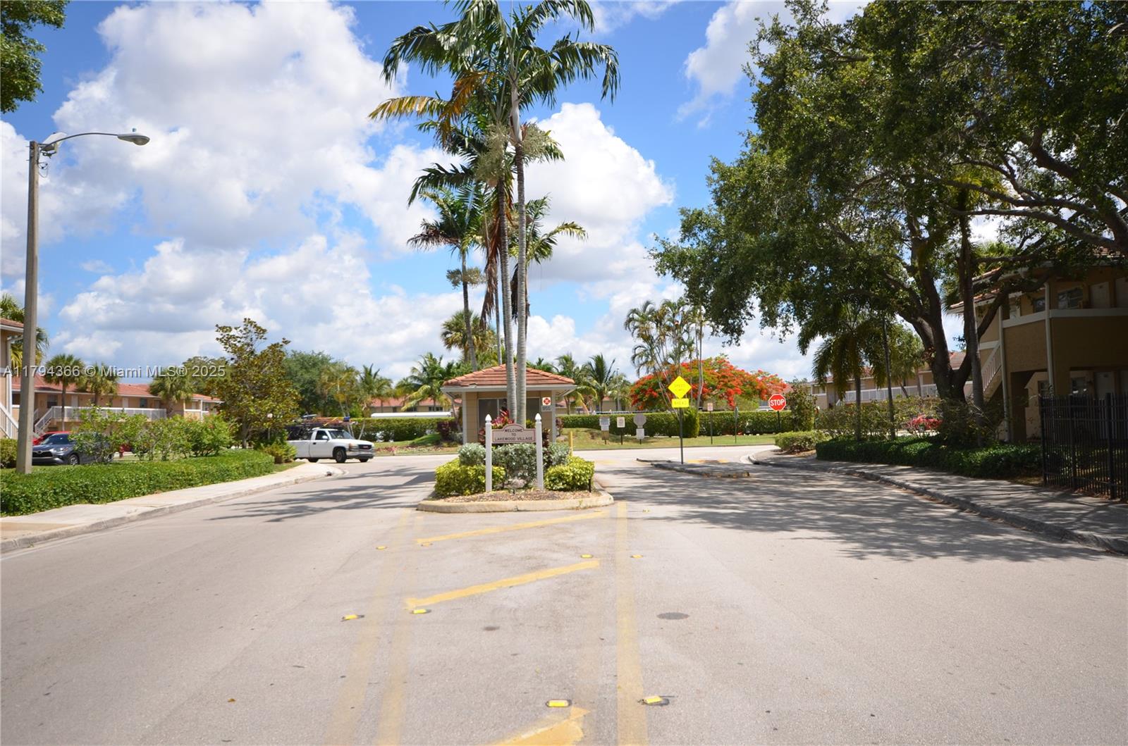 LAKEWOOD VILLAGE - Residential