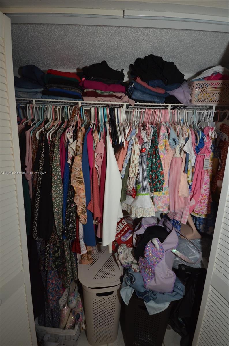 LAKEWOOD VILLAGE - Residential