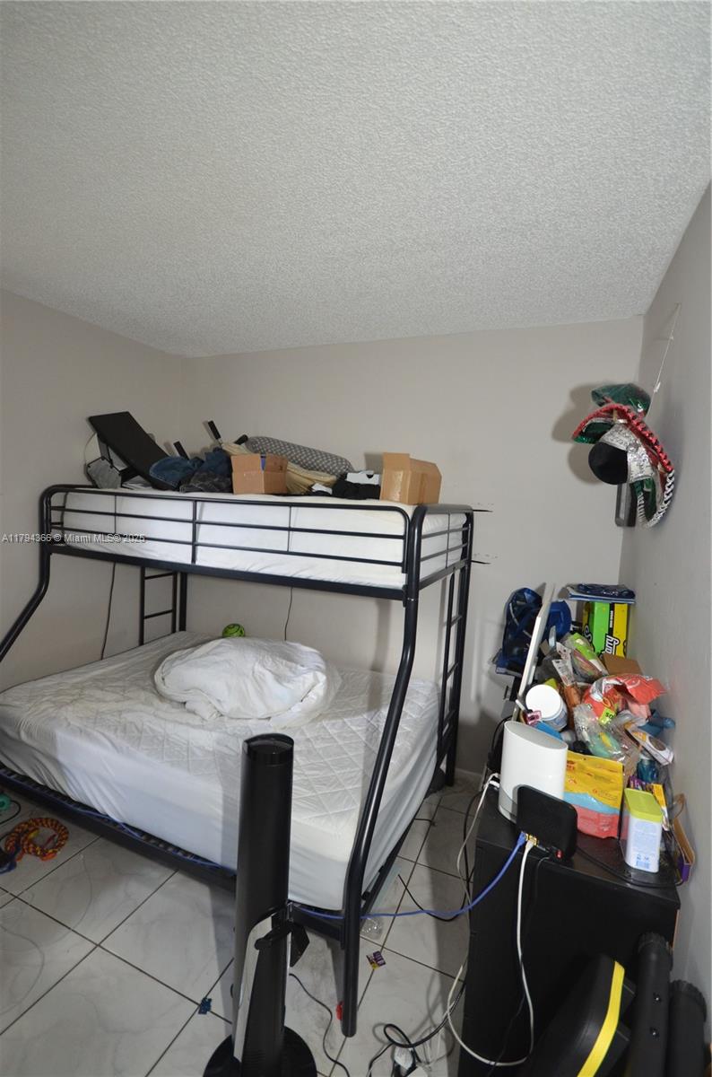 LAKEWOOD VILLAGE - Residential