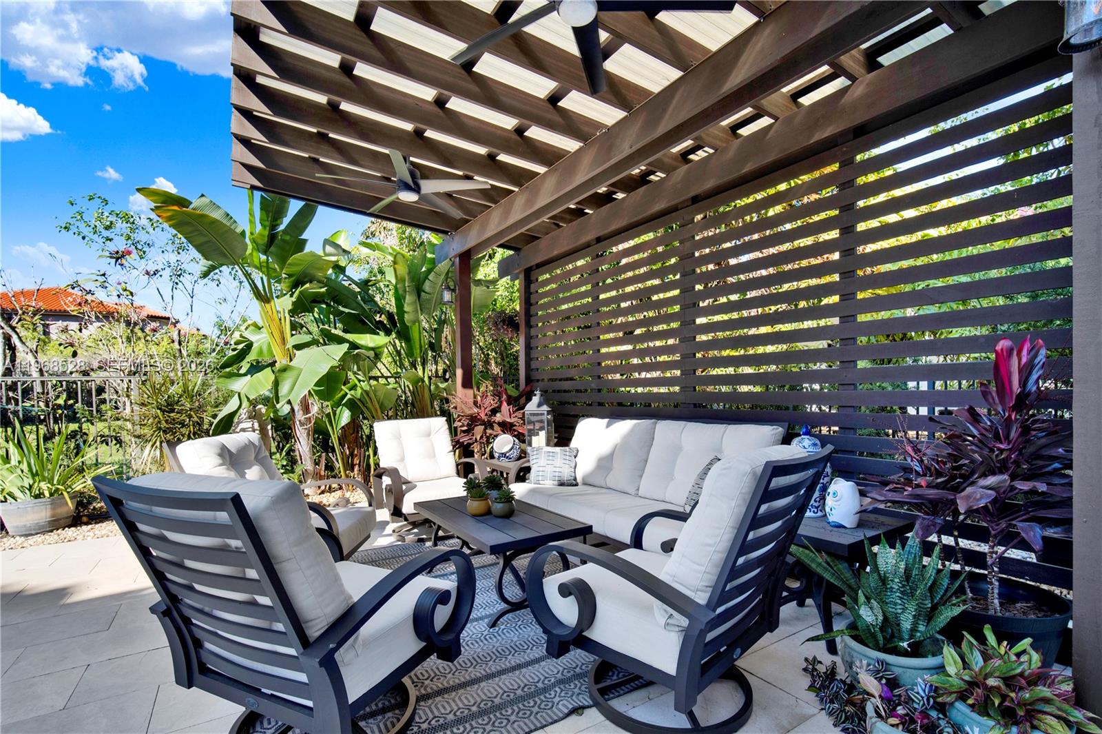 CUTLER CAY - Residential