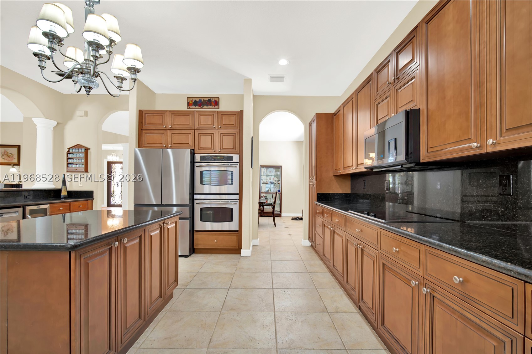 7823 SW 195th Ter