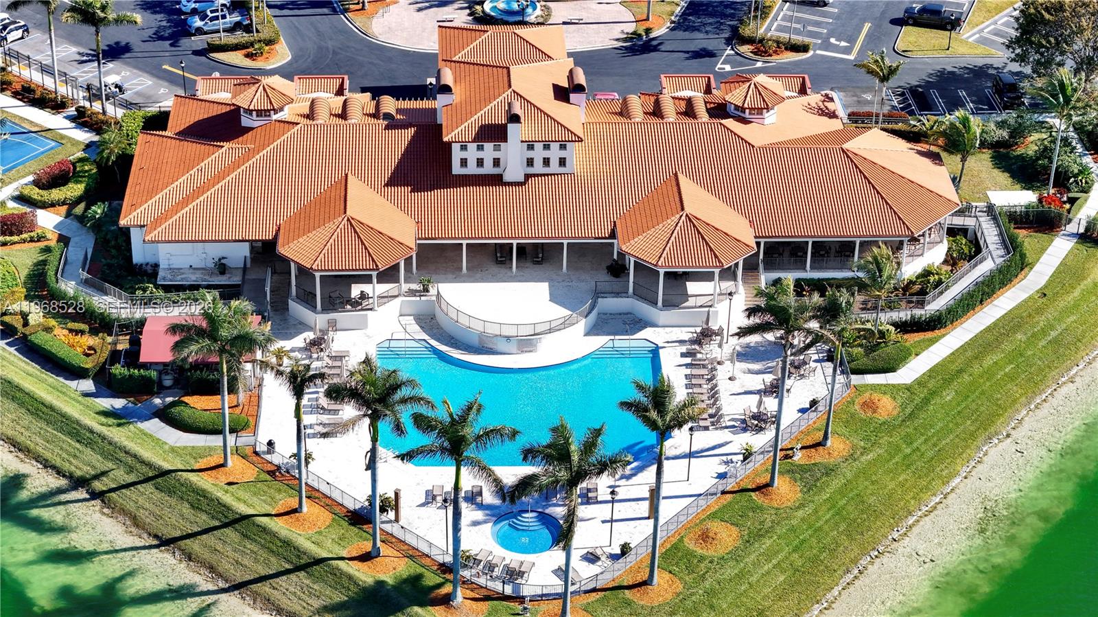 CUTLER CAY - Residential