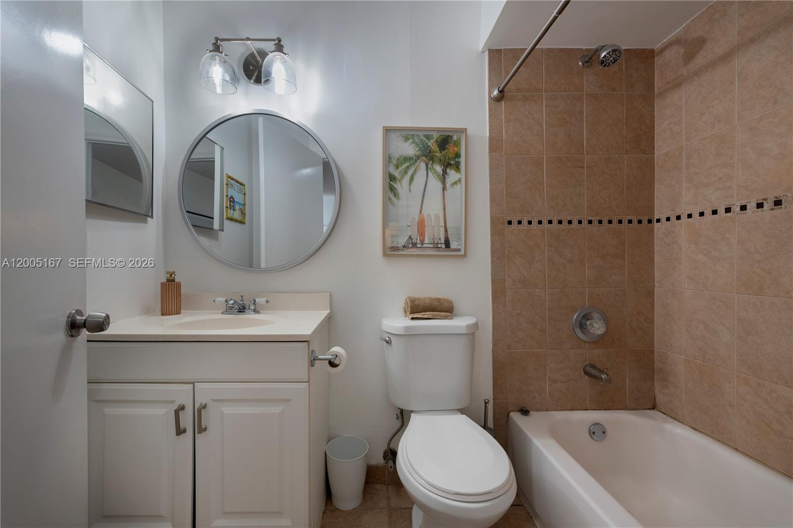 SAGA BAY TOWNHOMES - Residential