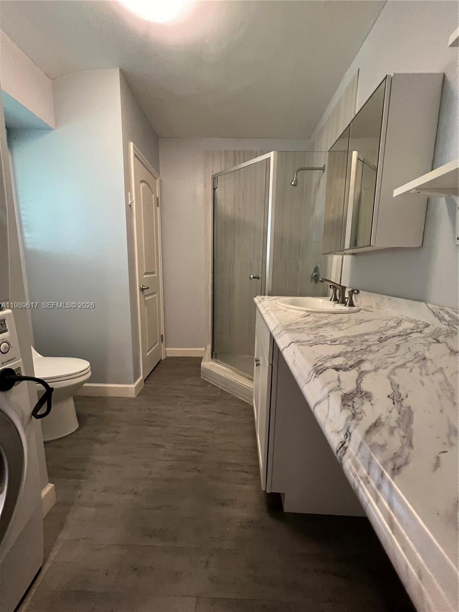 REV PL SEC 2 CC ESTATES - Residential Lease