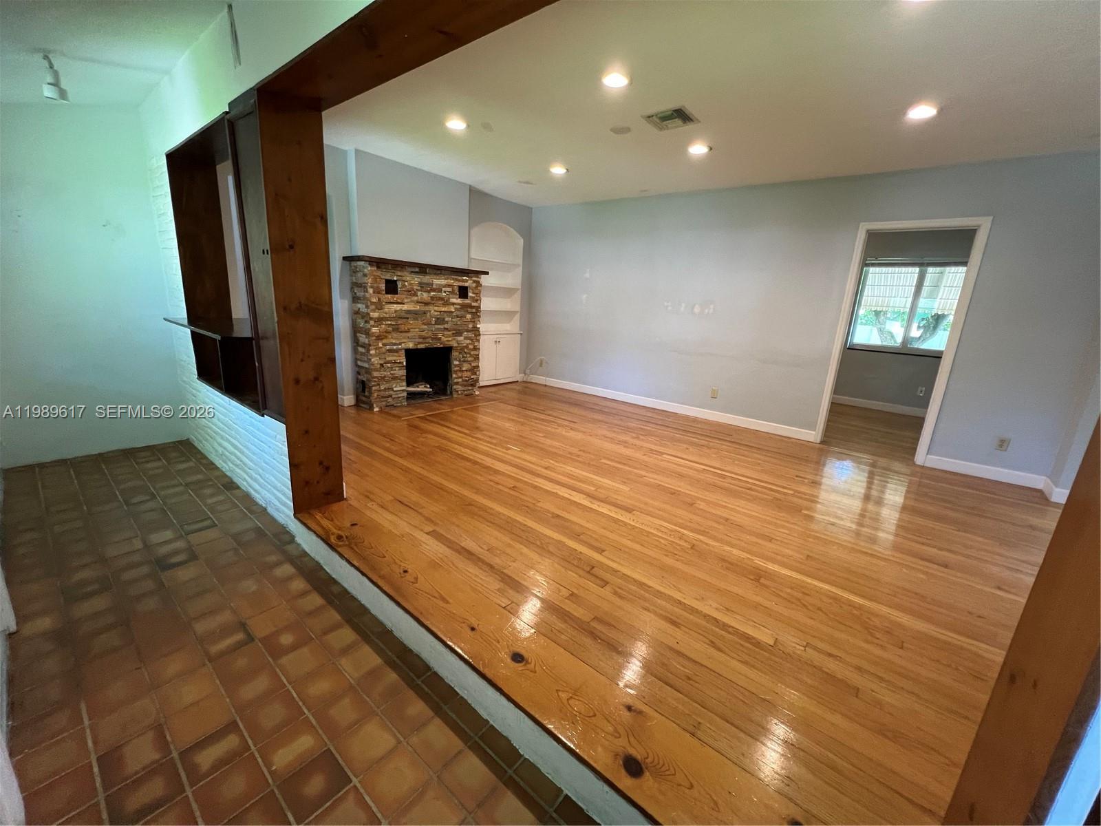 REV PL SEC 2 CC ESTATES - Residential Lease