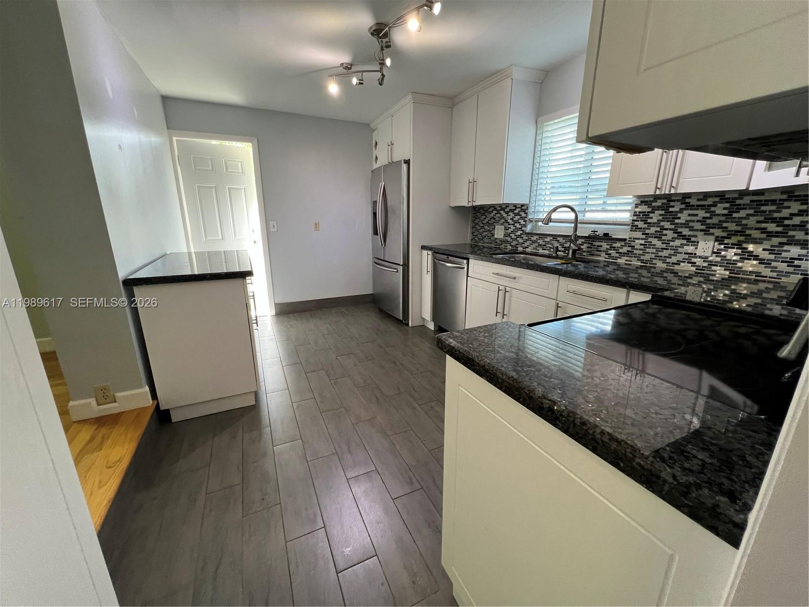 REV PL SEC 2 CC ESTATES - Residential Lease