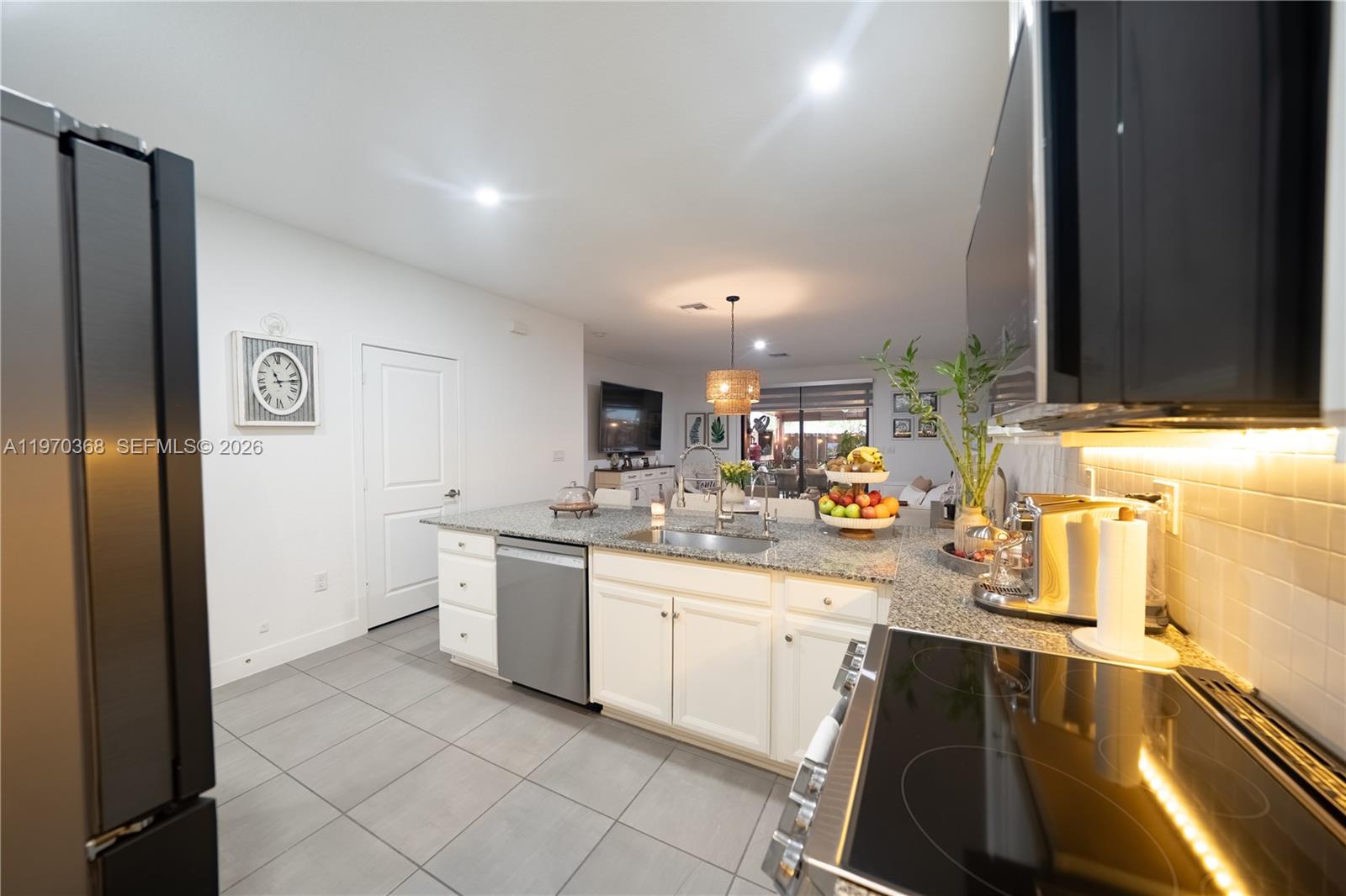 MC RESIDENTIAL - Residential