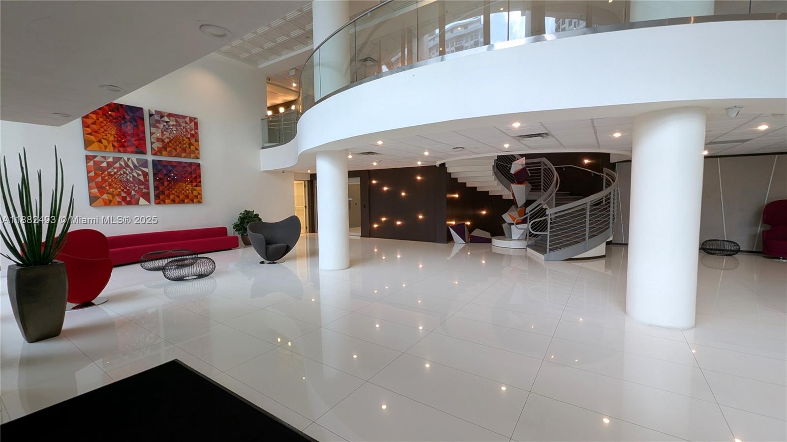 ARLEN BEACH CONDO - Residential