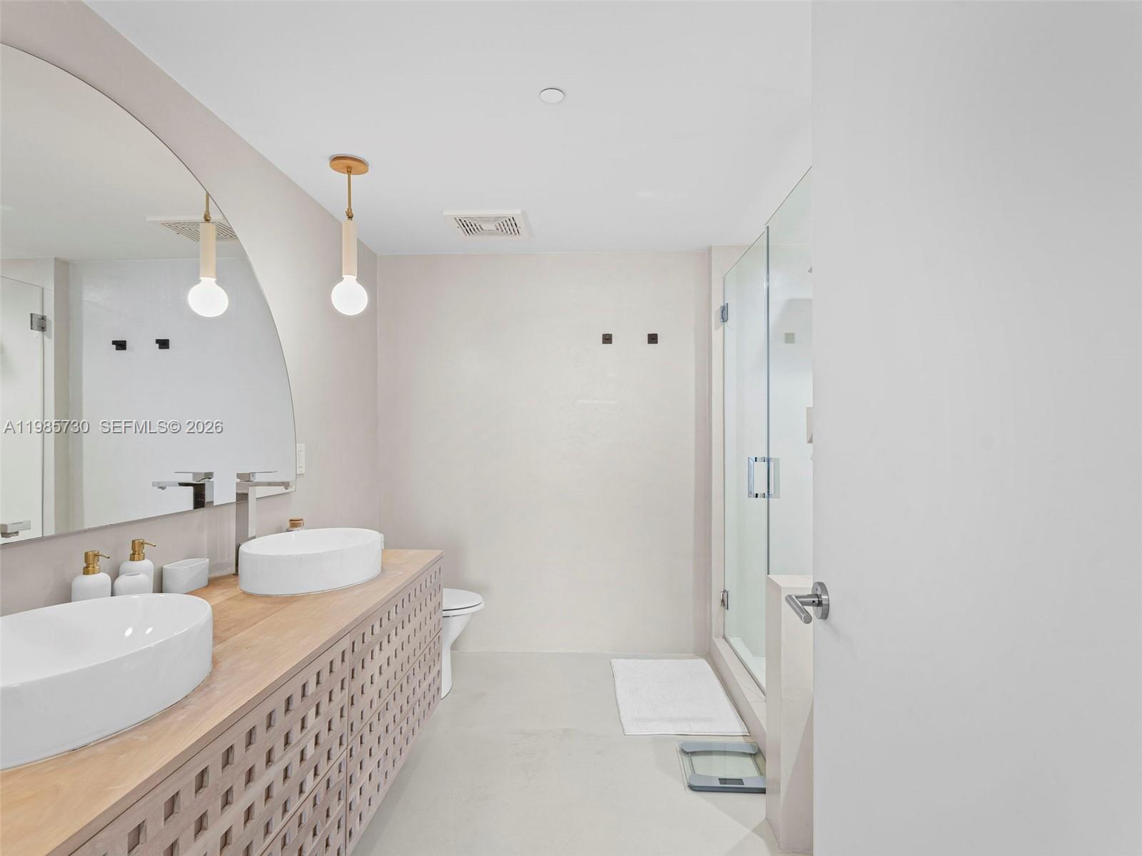 50 BISCAYNE CONDO - Residential Lease