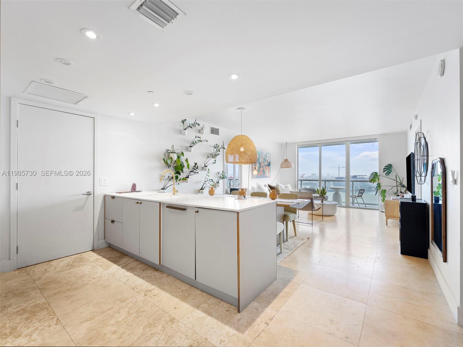 50 BISCAYNE CONDO - Residential Lease