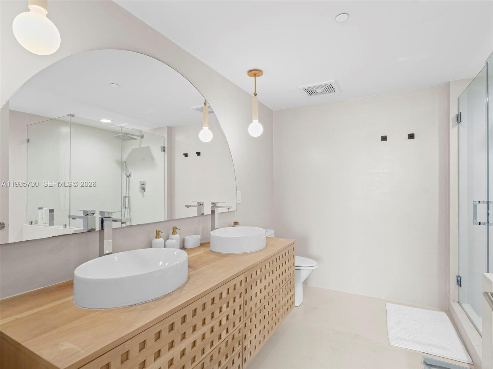 50 BISCAYNE CONDO - Residential Lease