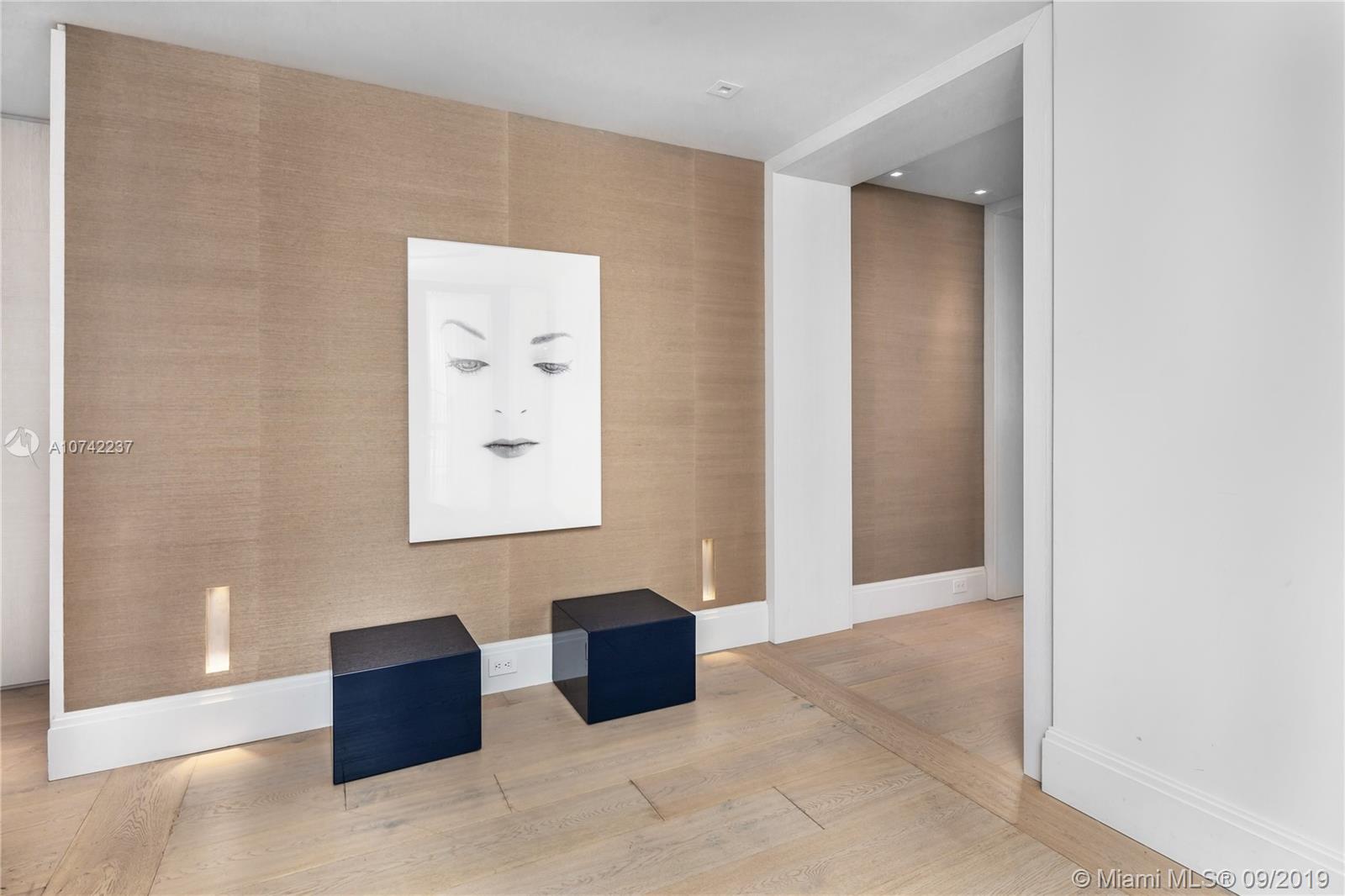 OCEANSIDE FISHER ISL COND - Residential