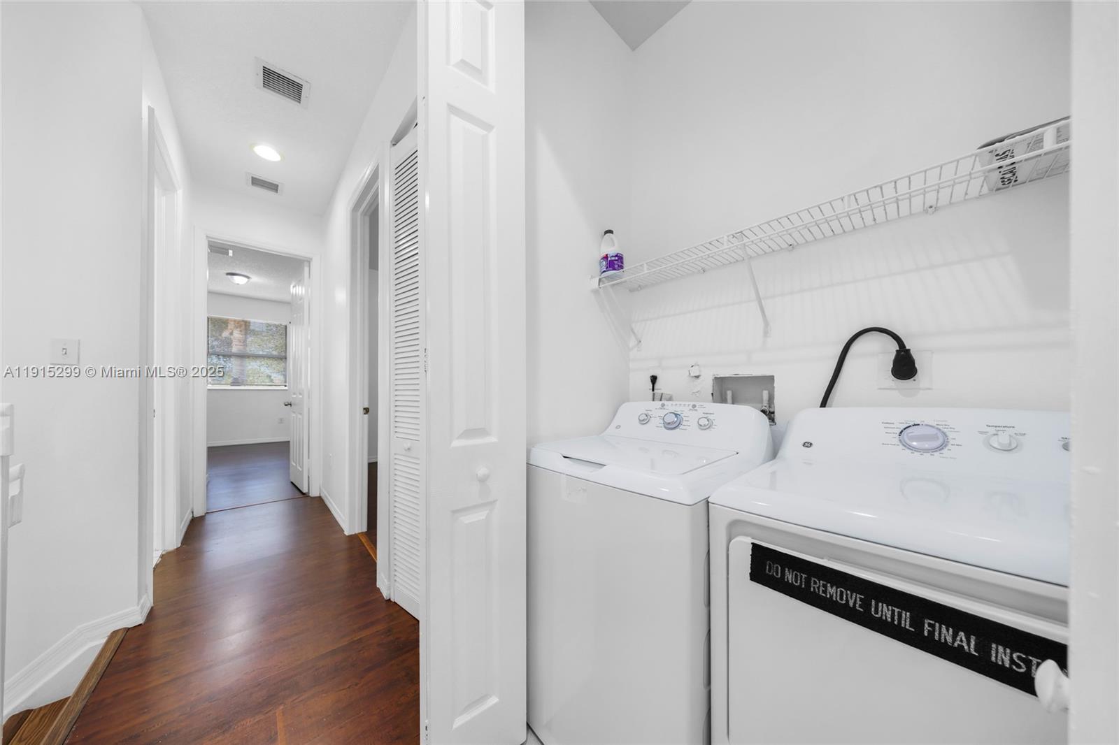 MARBELLA BAY - Residential