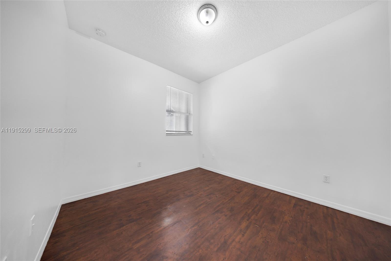 MARBELLA BAY - Residential