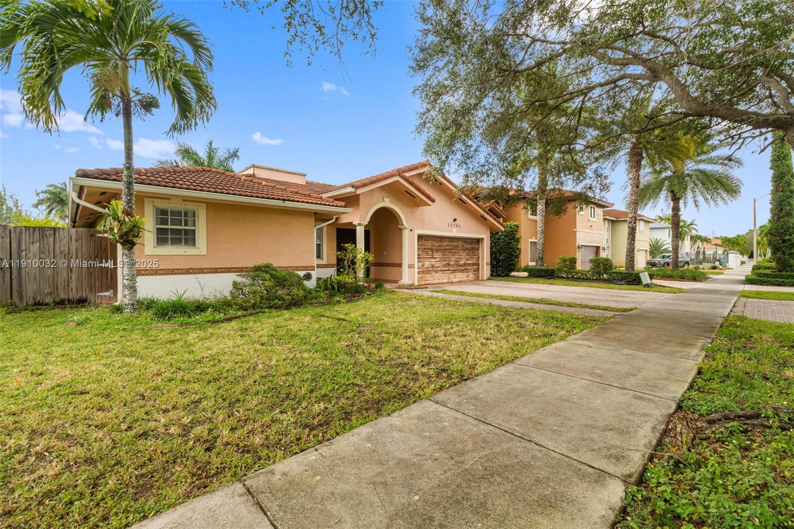 PARK LAKES BY THE MEADOWS - Residential Lease