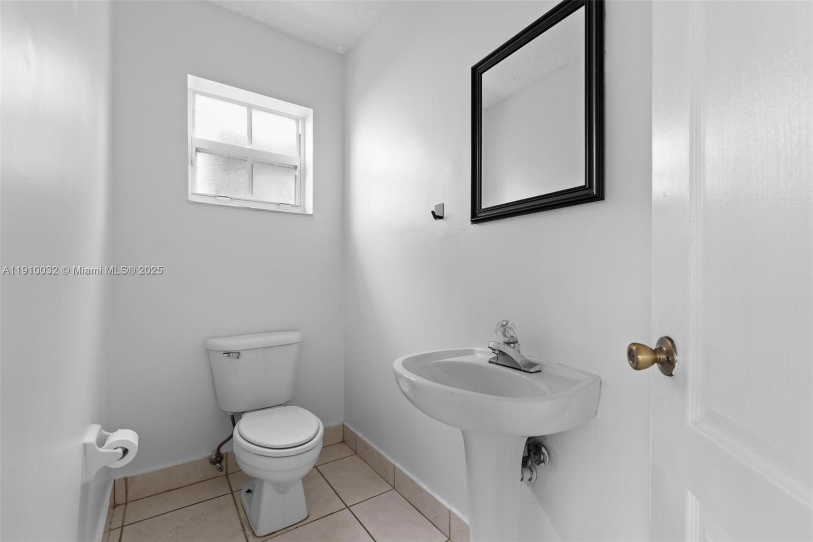 PARK LAKES BY THE MEADOWS - Residential Lease