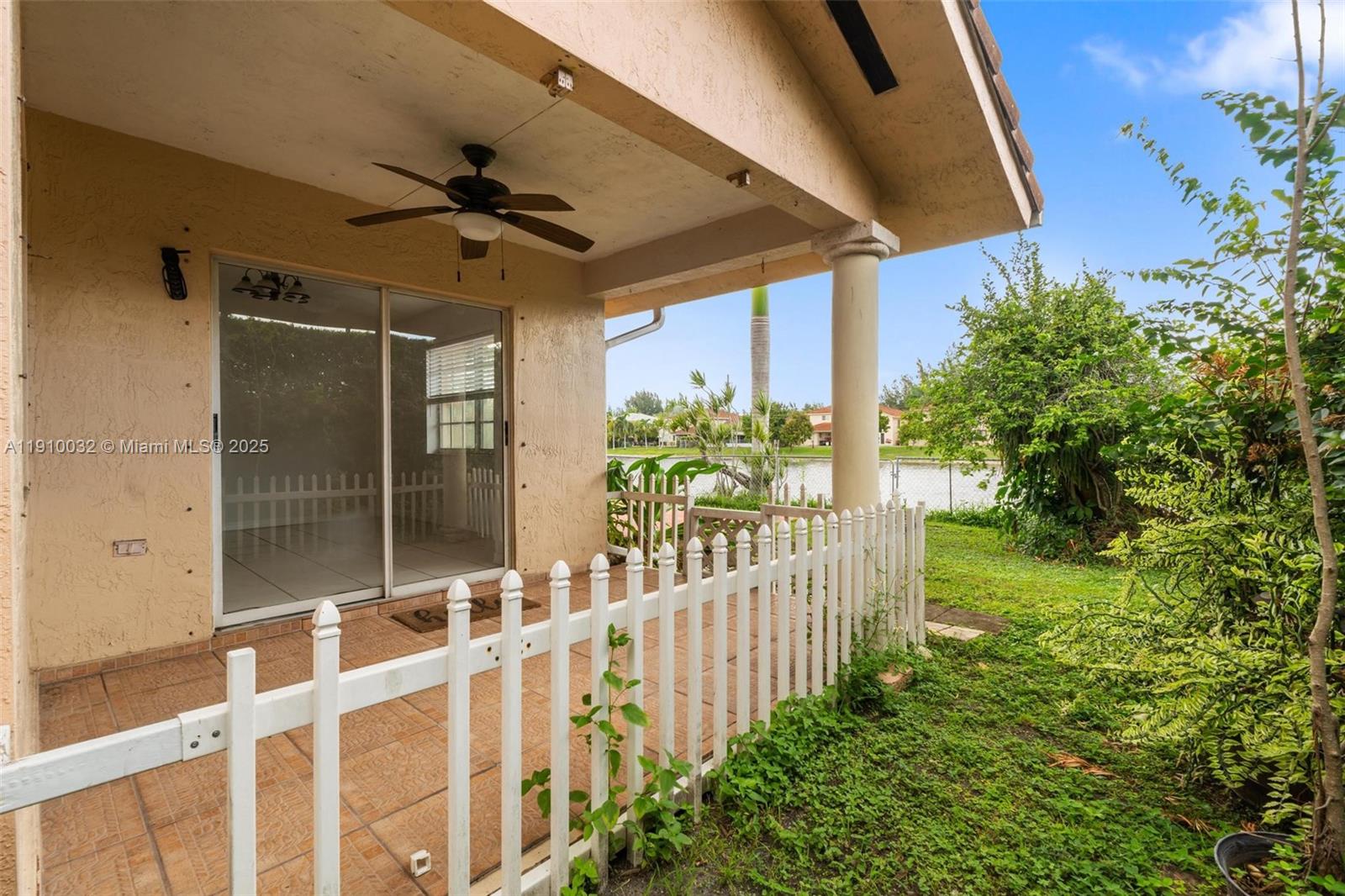 PARK LAKES BY THE MEADOWS - Residential Lease