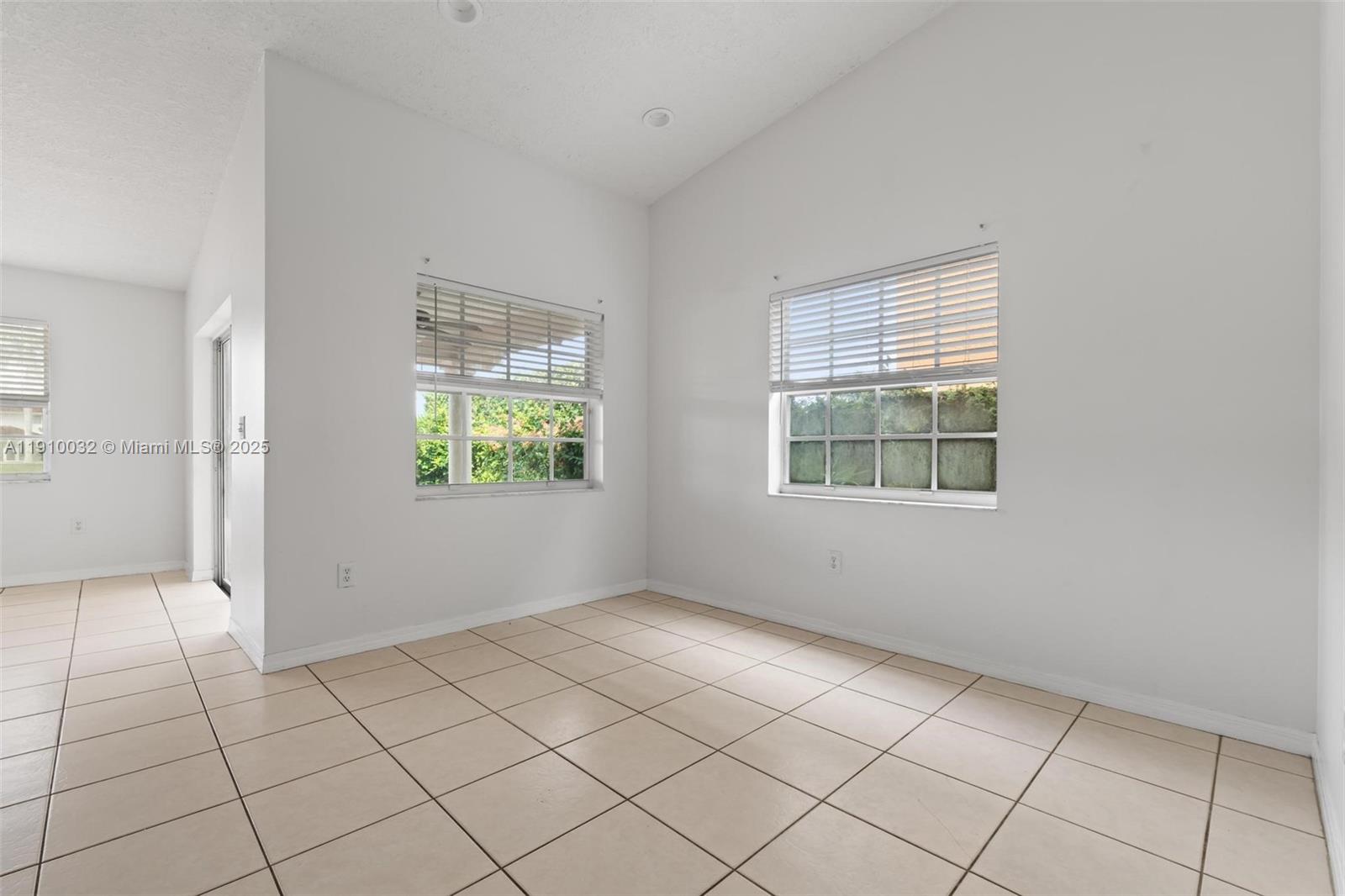 PARK LAKES BY THE MEADOWS - Residential Lease