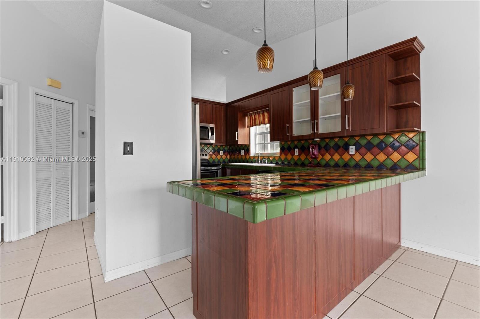 PARK LAKES BY THE MEADOWS - Residential Lease