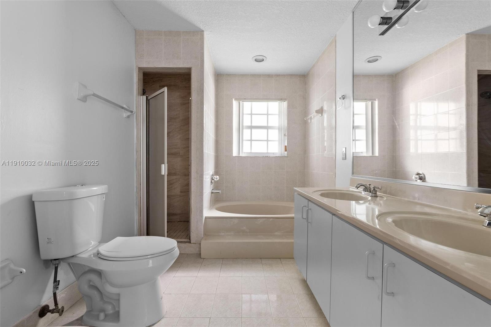 PARK LAKES BY THE MEADOWS - Residential Lease