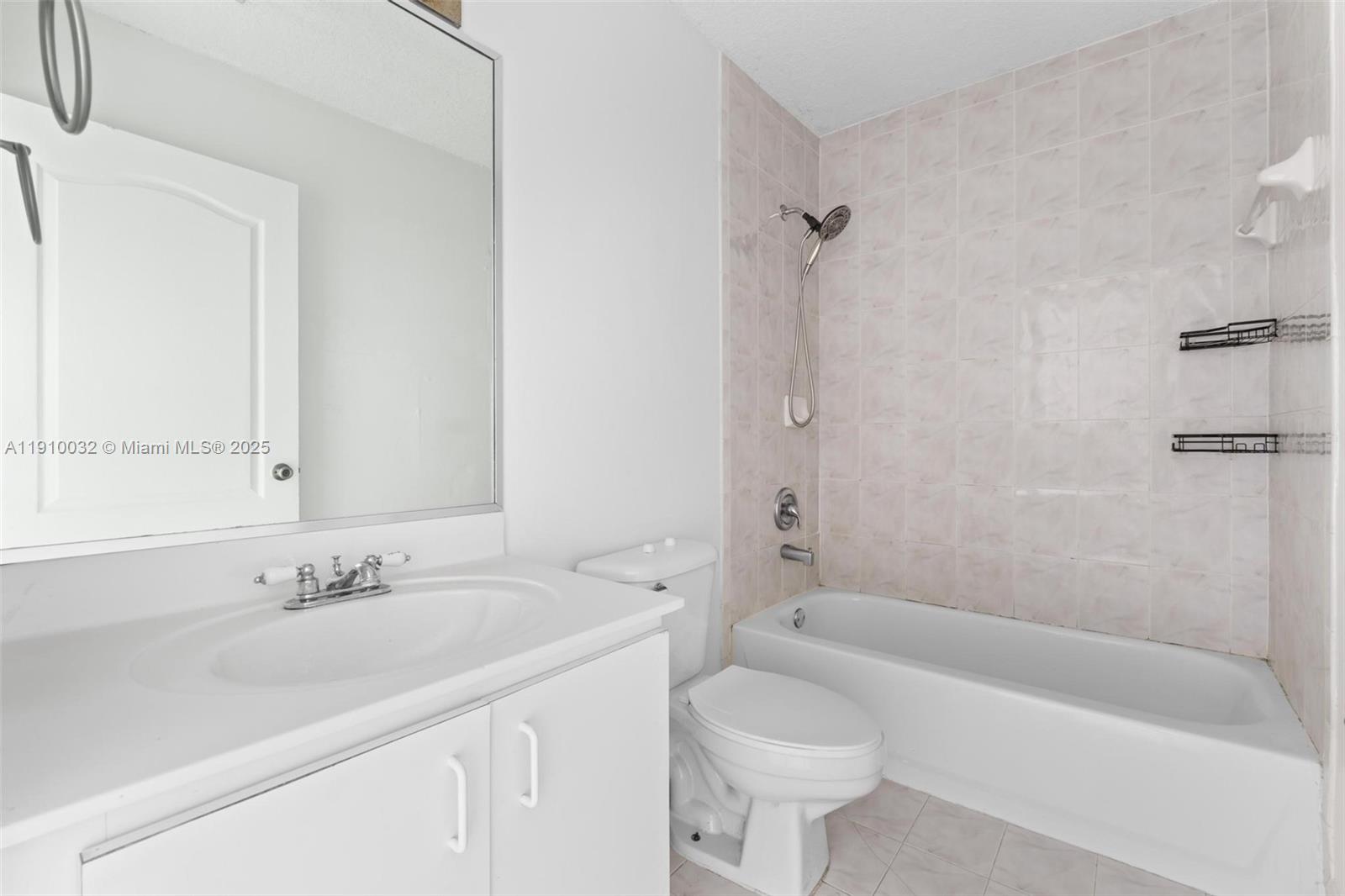 PARK LAKES BY THE MEADOWS - Residential Lease