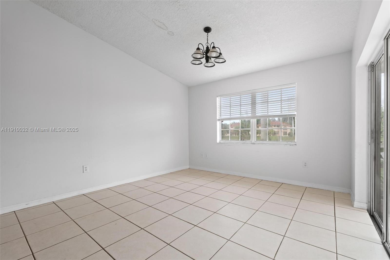 PARK LAKES BY THE MEADOWS - Residential Lease