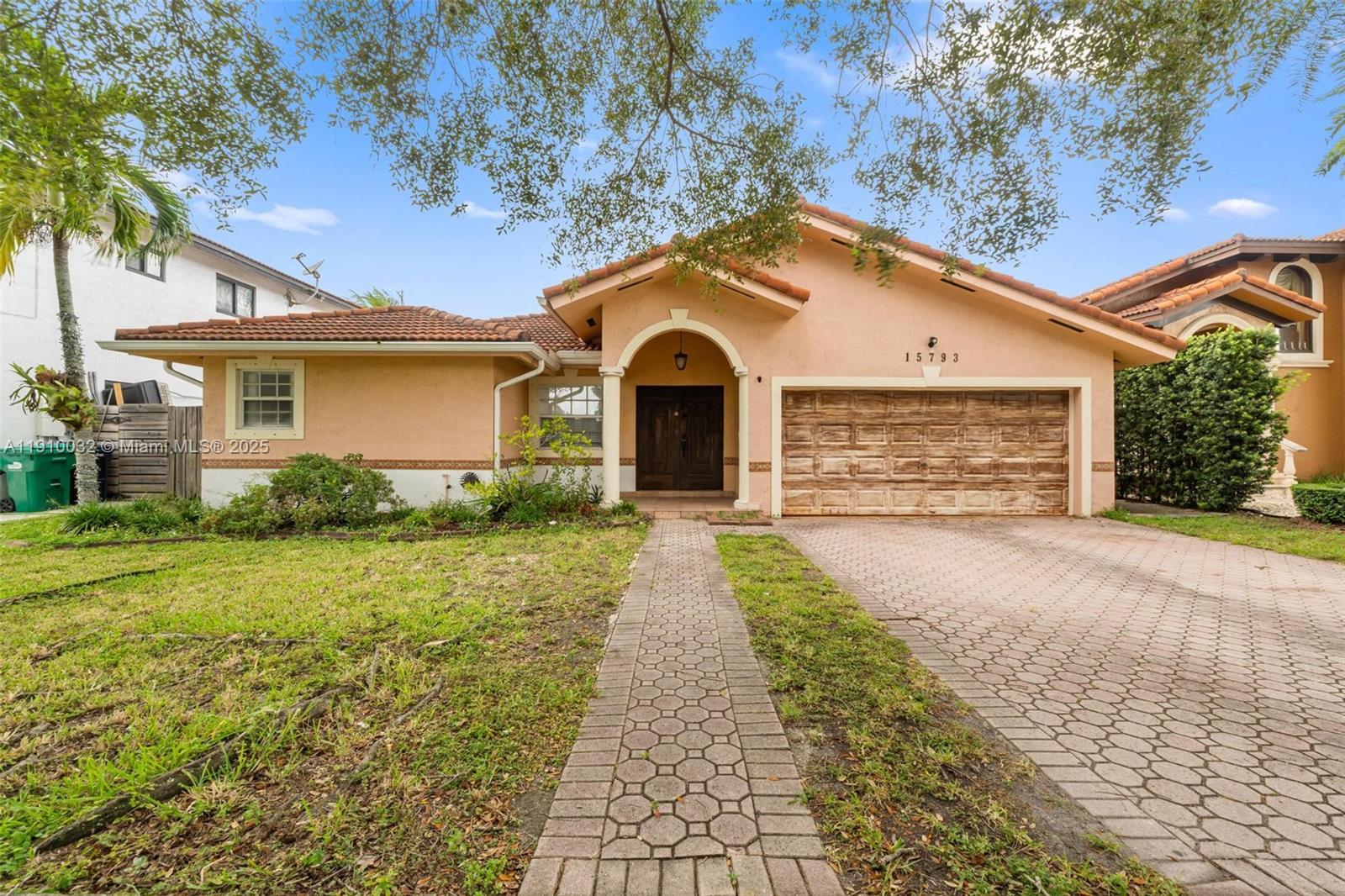 PARK LAKES BY THE MEADOWS - Residential Lease