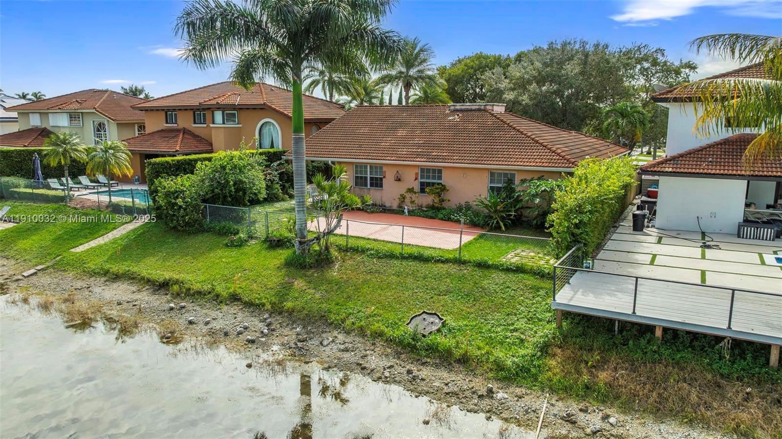 PARK LAKES BY THE MEADOWS - Residential Lease