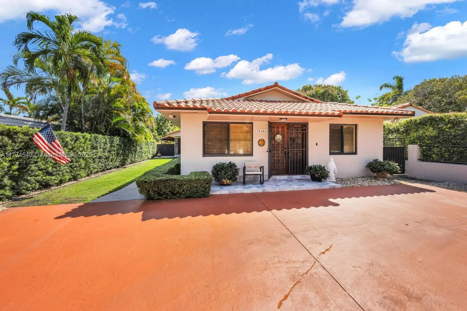 Miami, Florida 33135, United States, ,Residential,Pending,99634