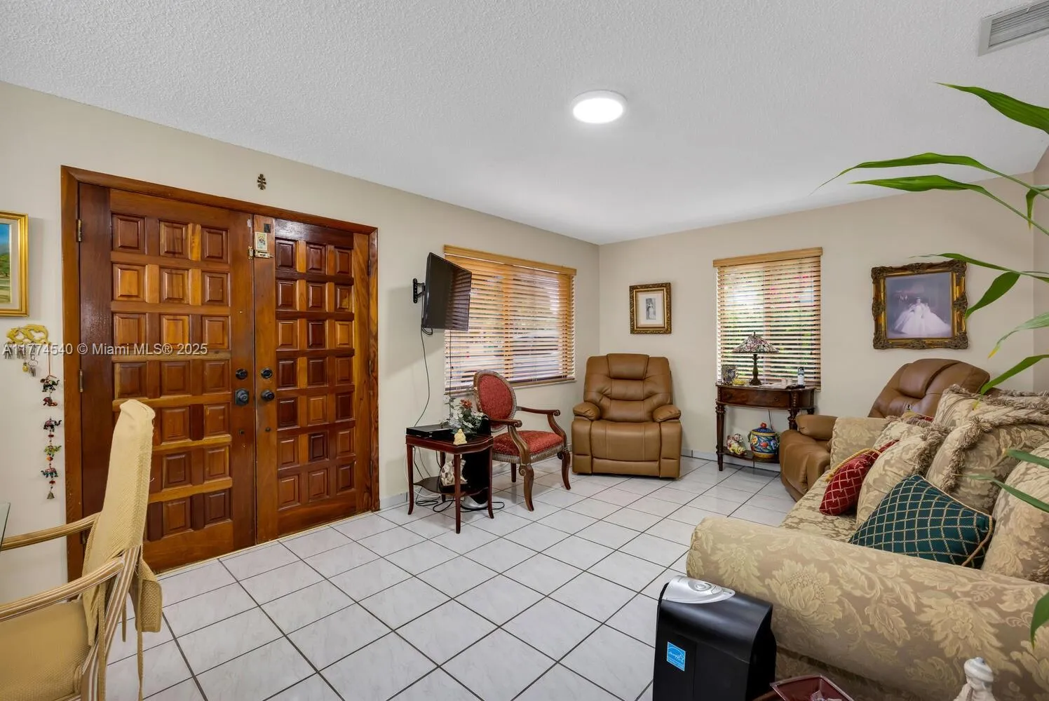 Miami, Florida 33135, United States, ,Residential,Pending,99634