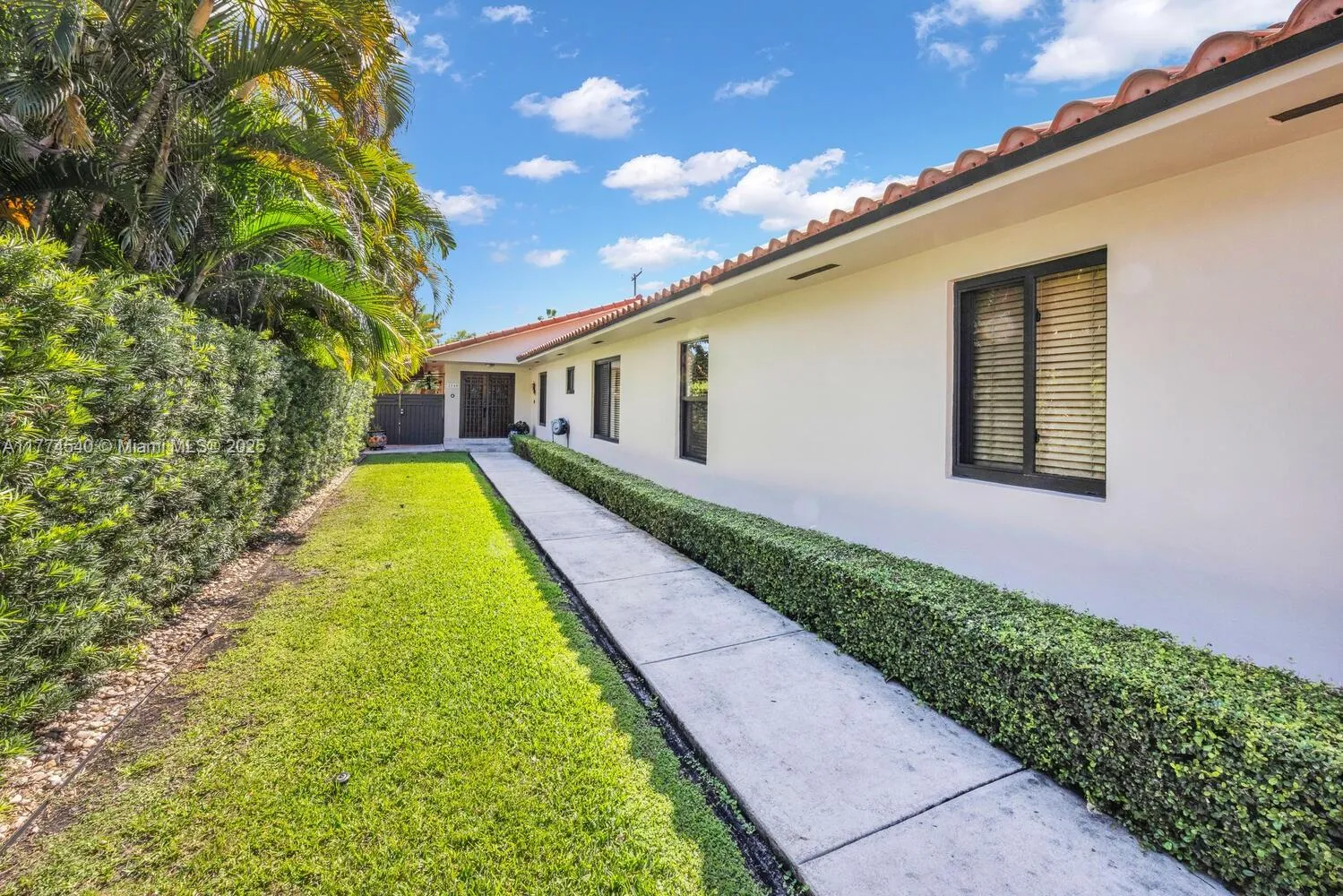 Miami, Florida 33135, United States, ,Residential,Pending,99634