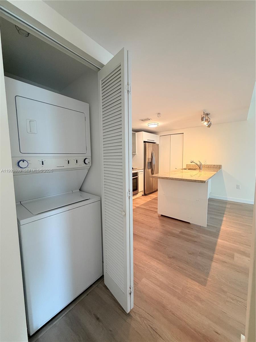 185 SW 7 ST 2510