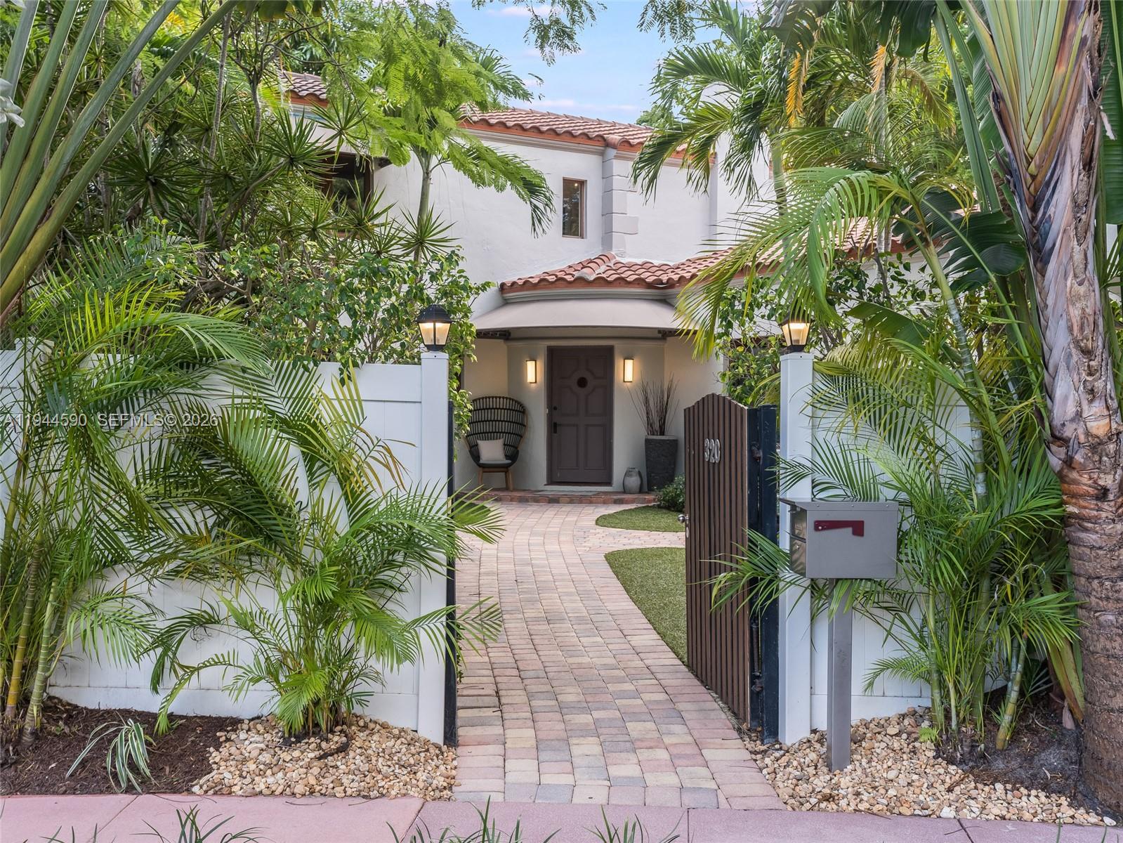 FLAMINGO TERRACE EXTENSIO - Residential