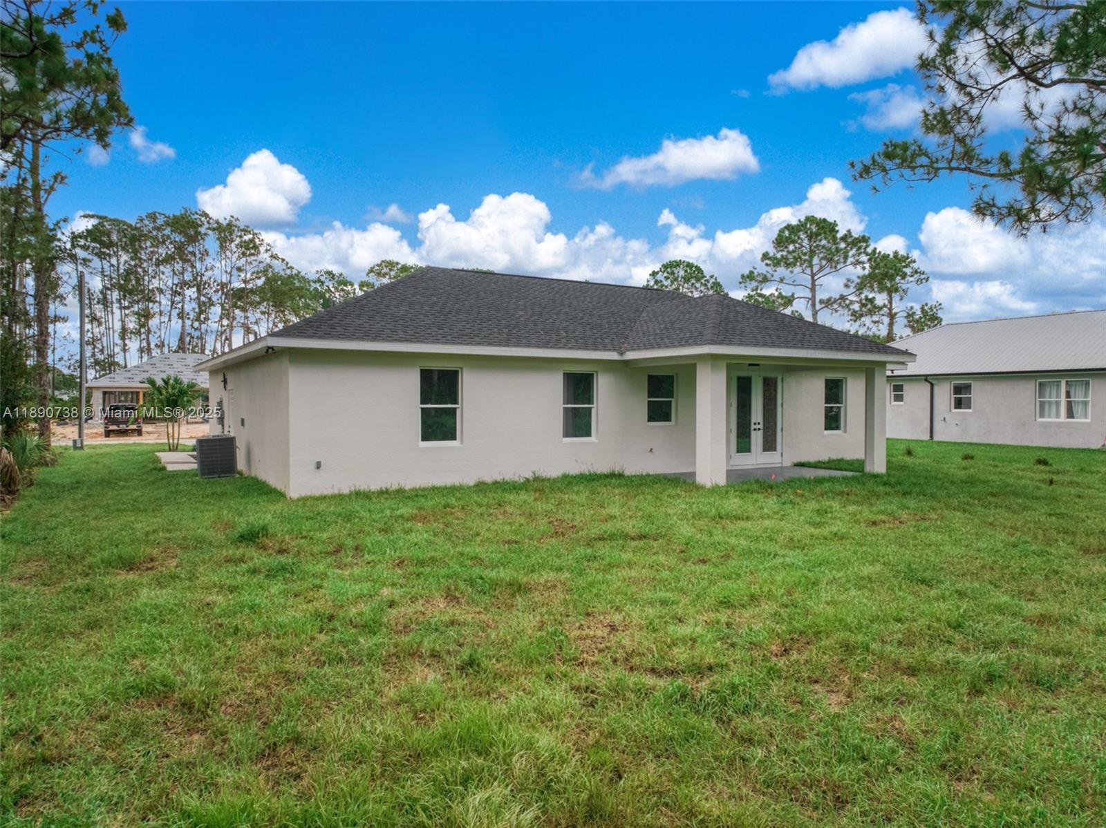 SEBRING COUNTRY ESTATE SEC - Residential